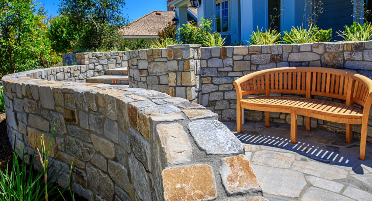 The-Benefits-of-Retaining-Walls